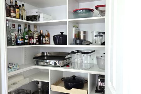 White mountain-Pantry-1.jpg